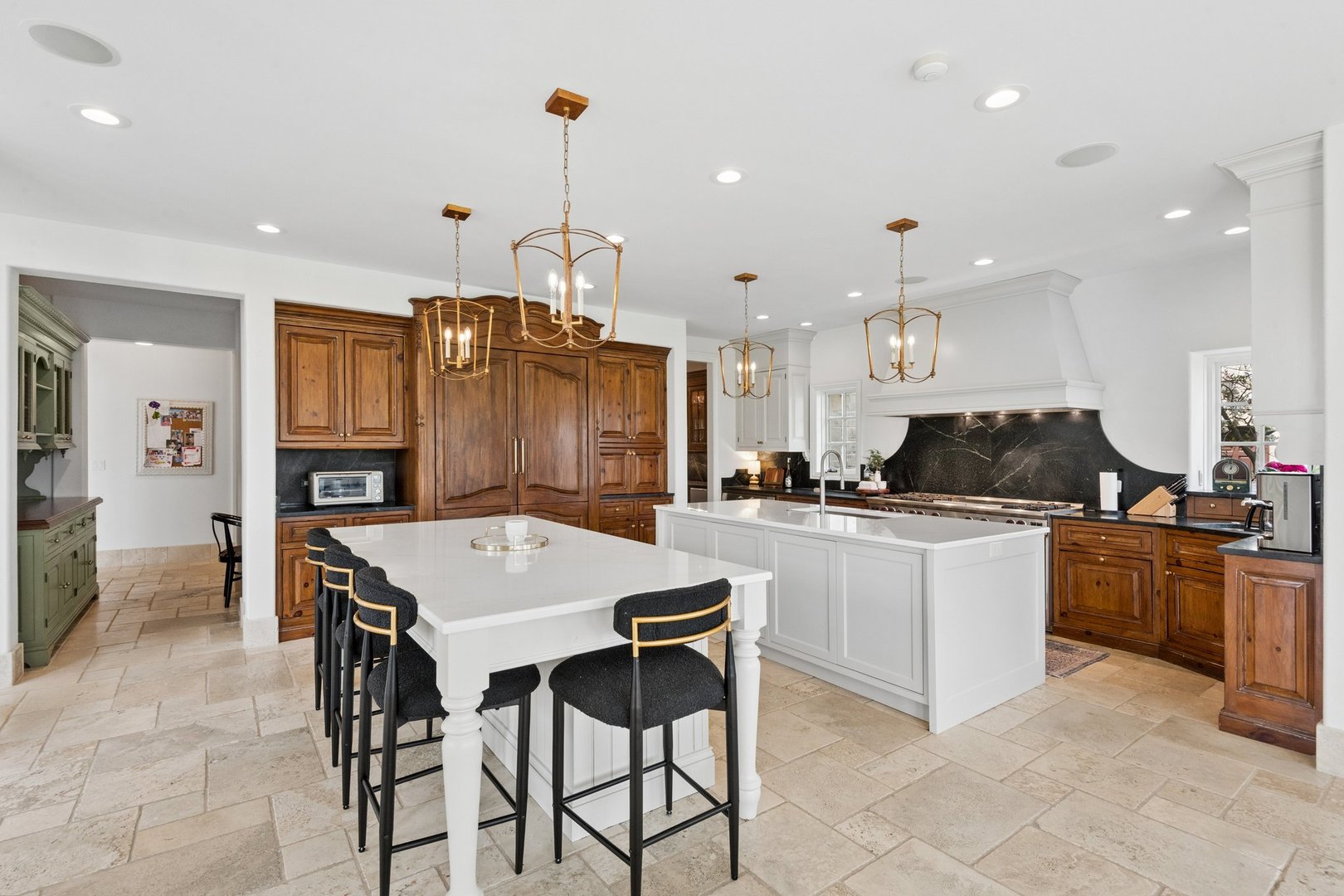 18 Hidden Brook Drive