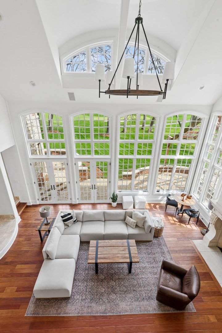 18 Hidden Brook Drive