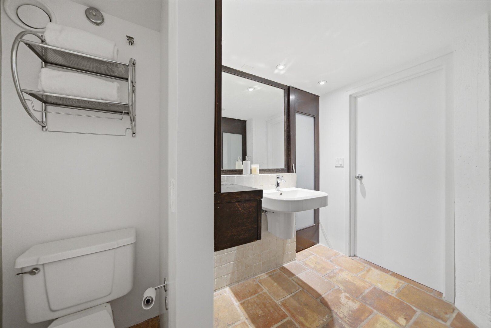 124 W Polk Street Unit: 406