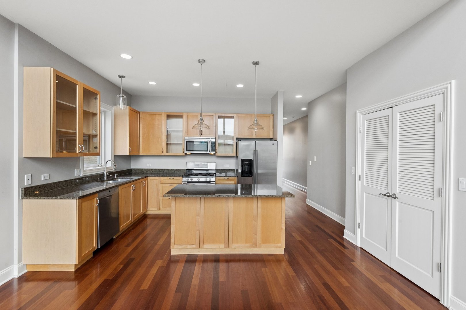 1151 N Damen Avenue Unit: 3C