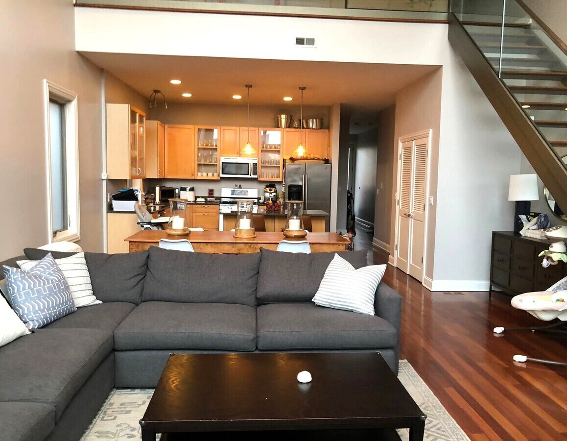 1151 N Damen Avenue Unit: 3C