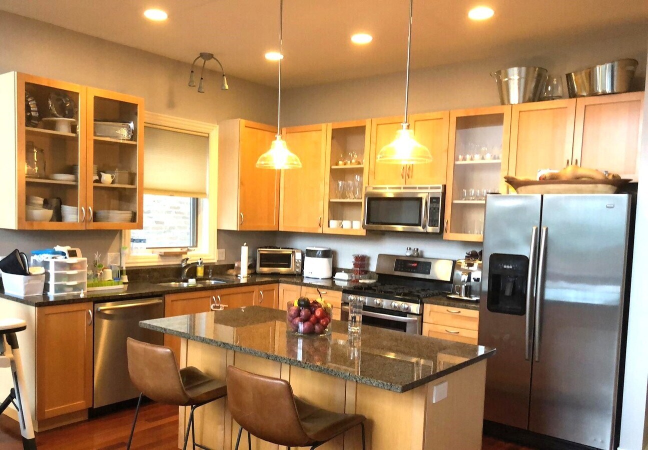 1151 N Damen Avenue Unit: 3C