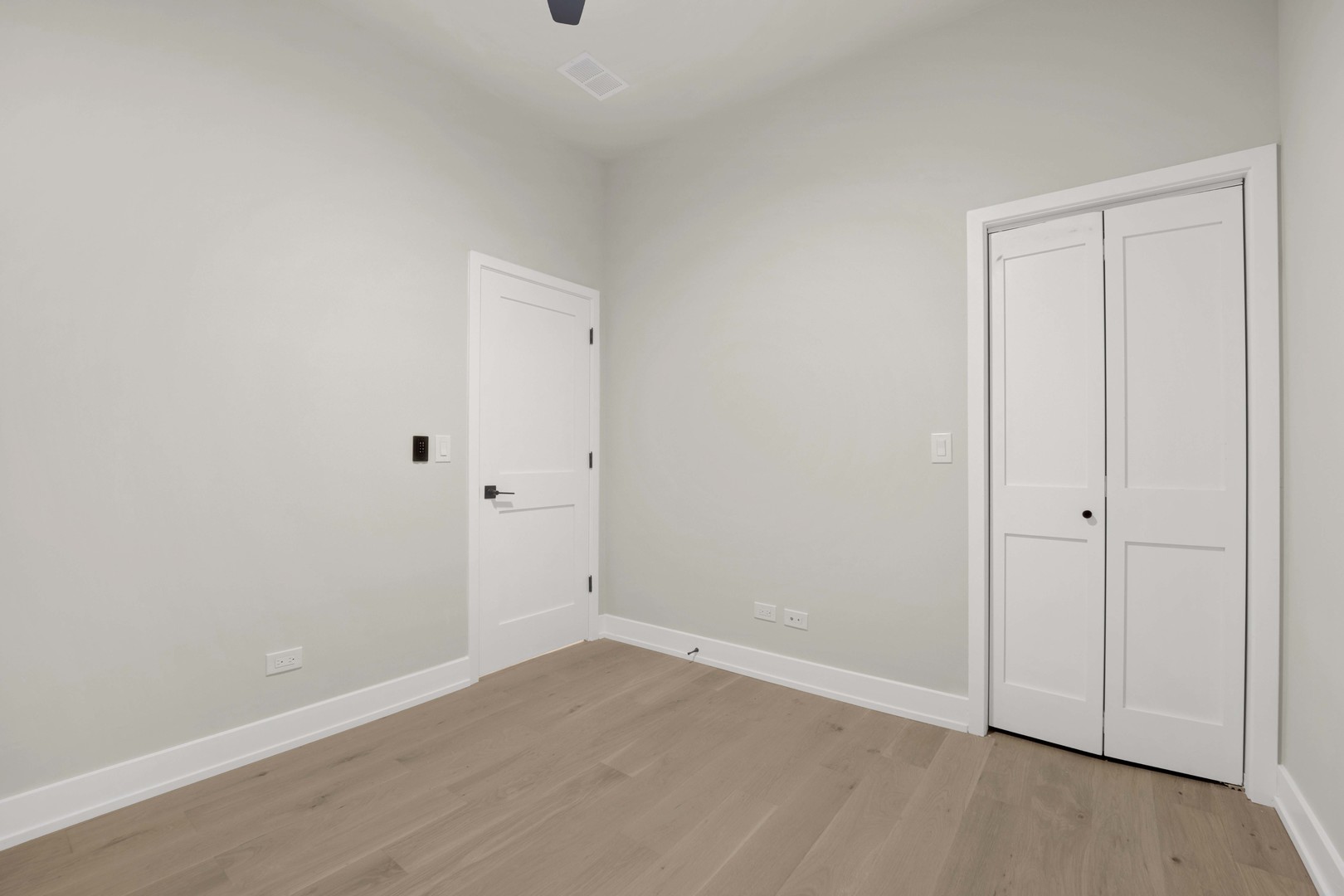 3641 N Wilton Avenue Unit: 1