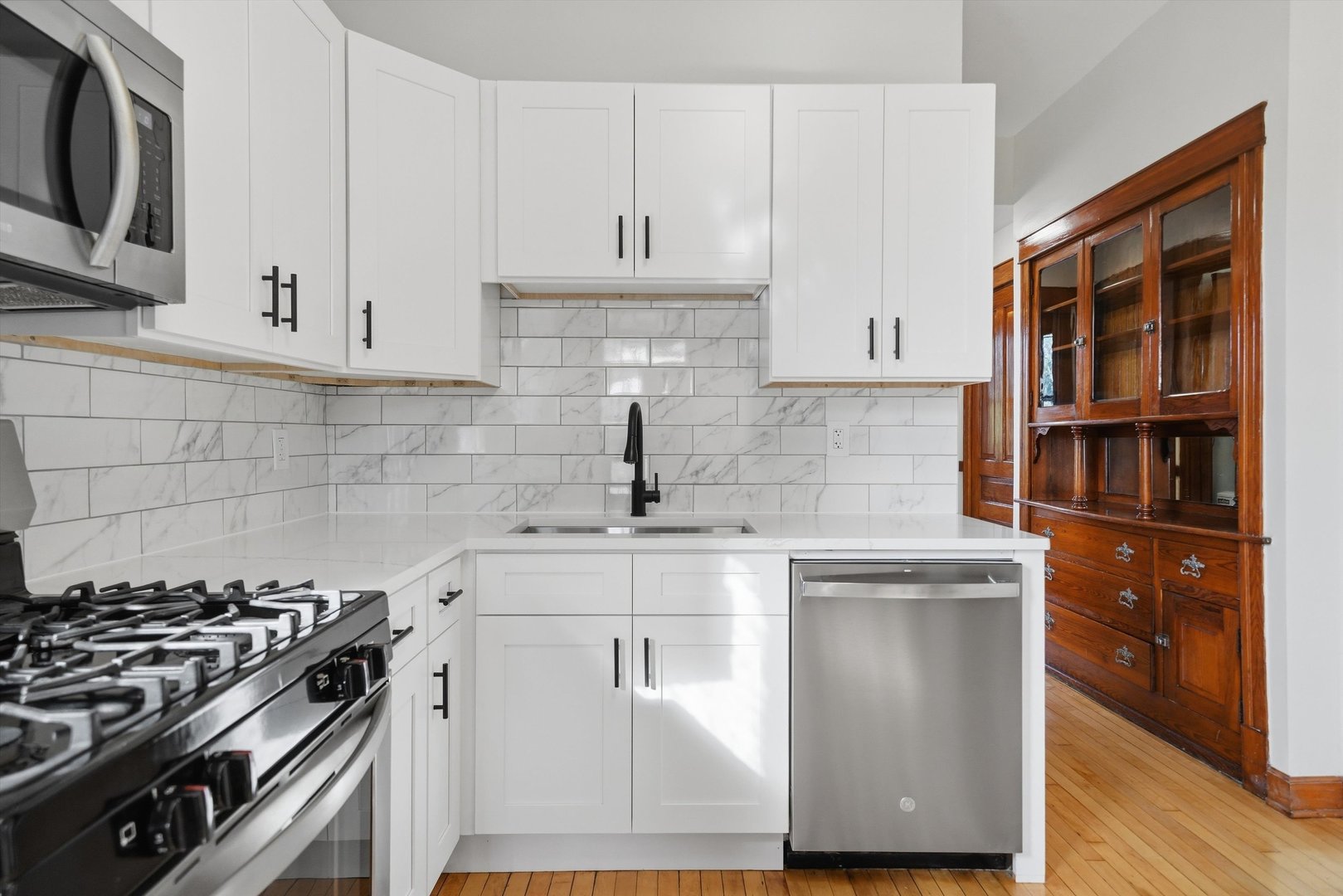 2707 N Central Park Avenue Unit: 1