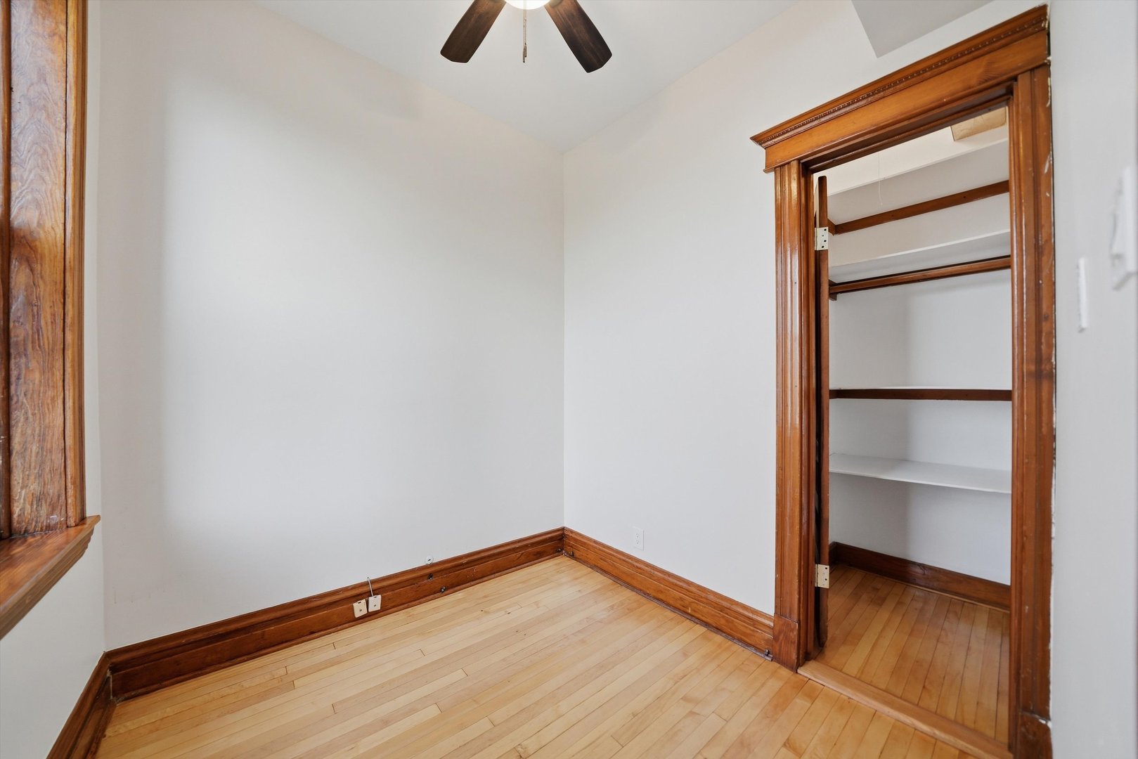 2707 N Central Park Avenue Unit: 3