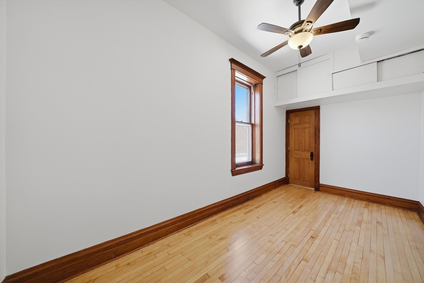 2707 N Central Park Avenue Unit: 3