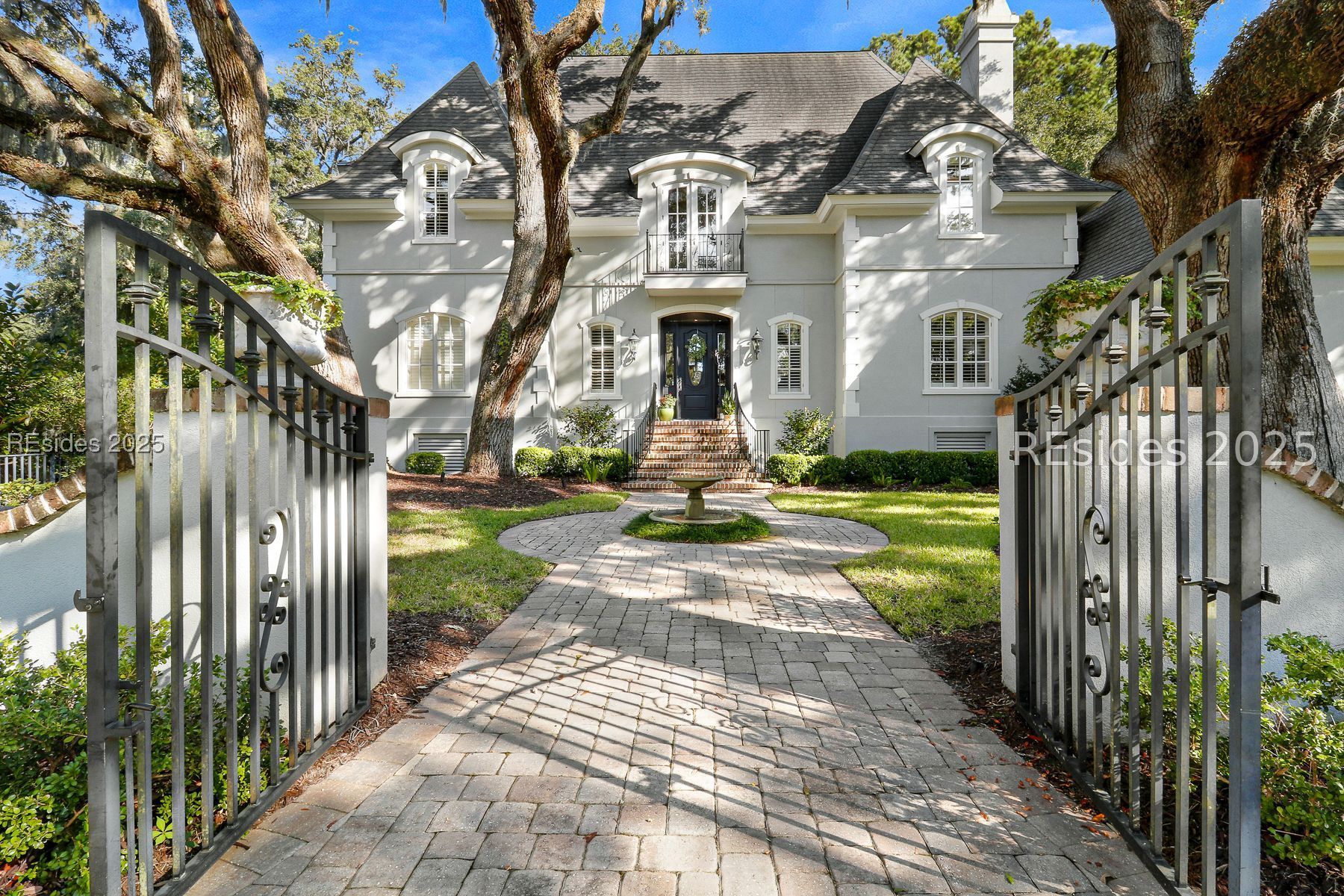 17 Bayley Road
