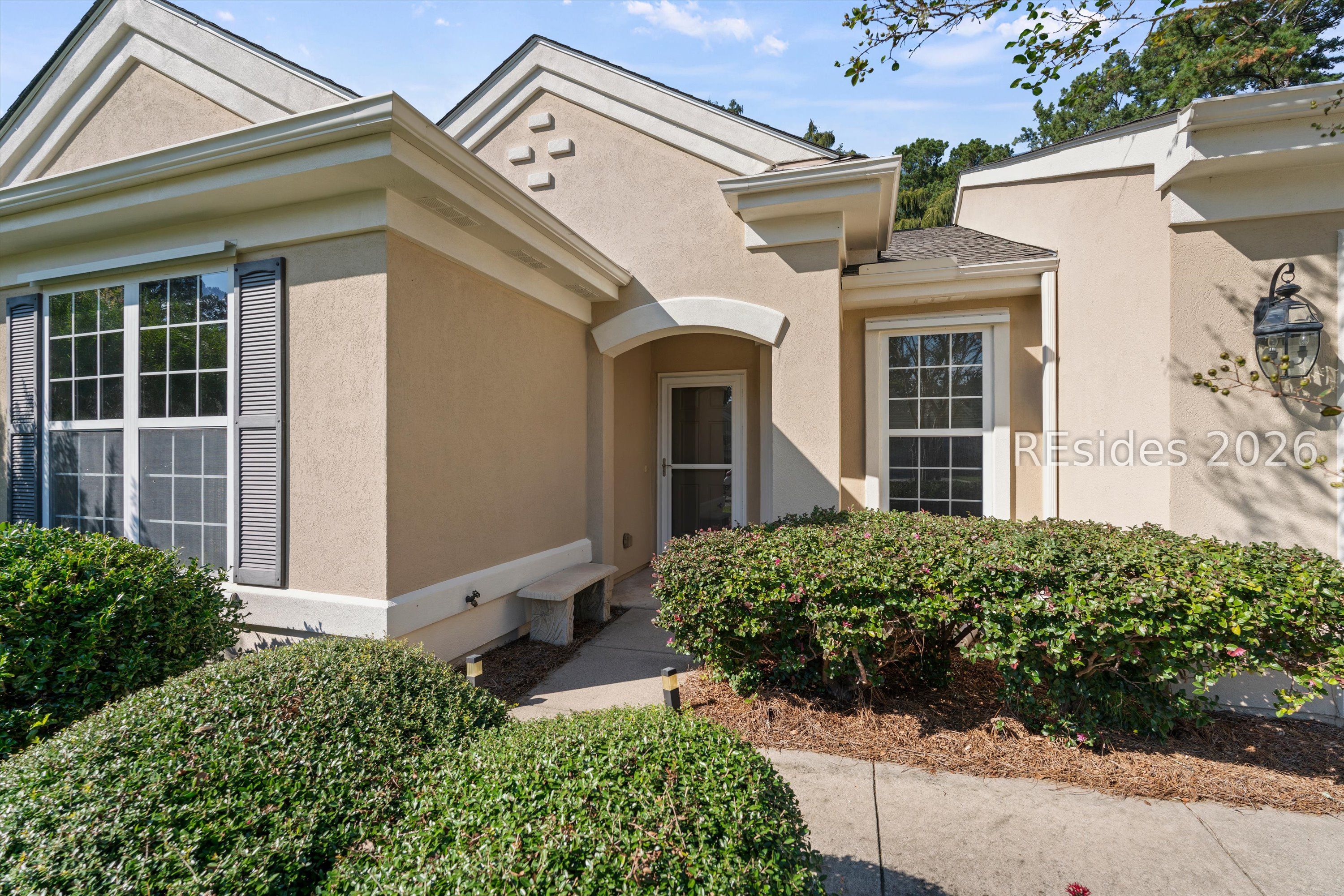 10 Raven Lane