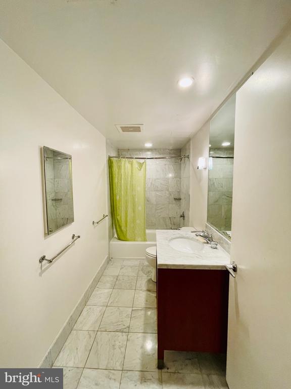 912 F STREET NW Unit: 101