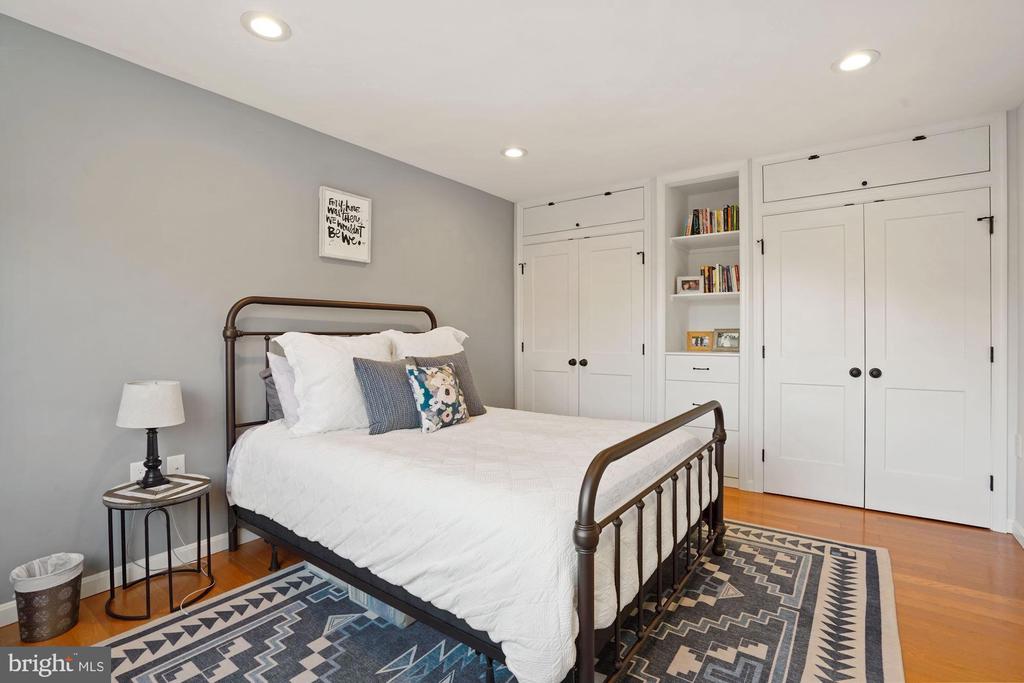 4114 DAVIS PLACE NW Unit: 316