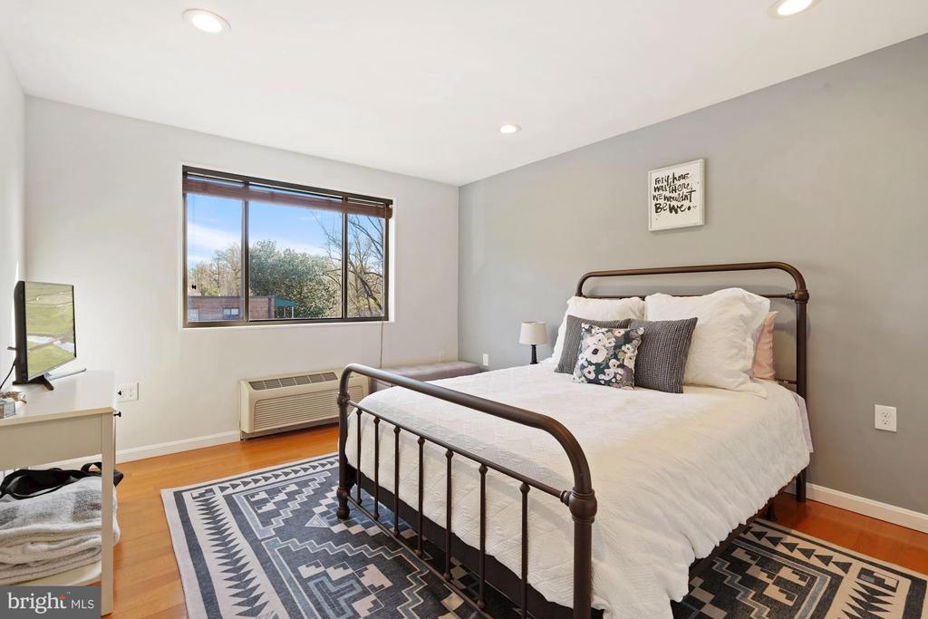 4114 DAVIS PLACE NW Unit: 316