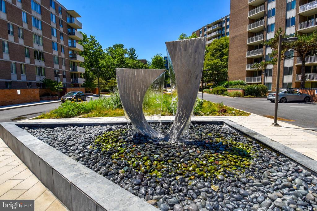 2939 VAN NESS STREET NW Unit: 922