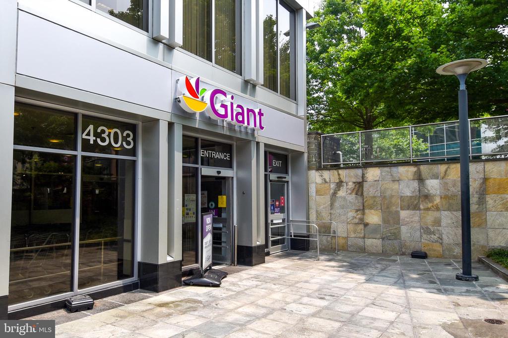 2939 VAN NESS STREET NW Unit: 922