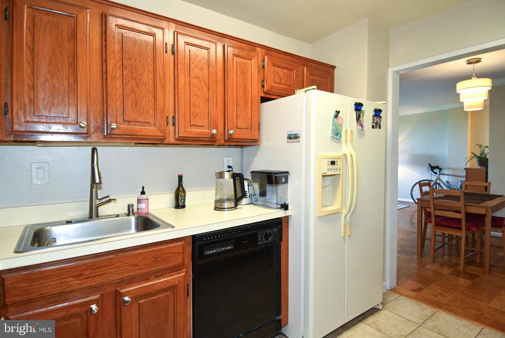 2939 VAN NESS STREET NW Unit: 922