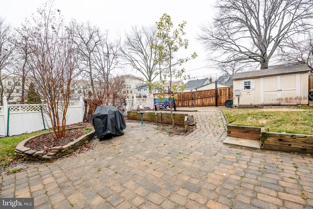 817 ELDER STREET NW Unit: B