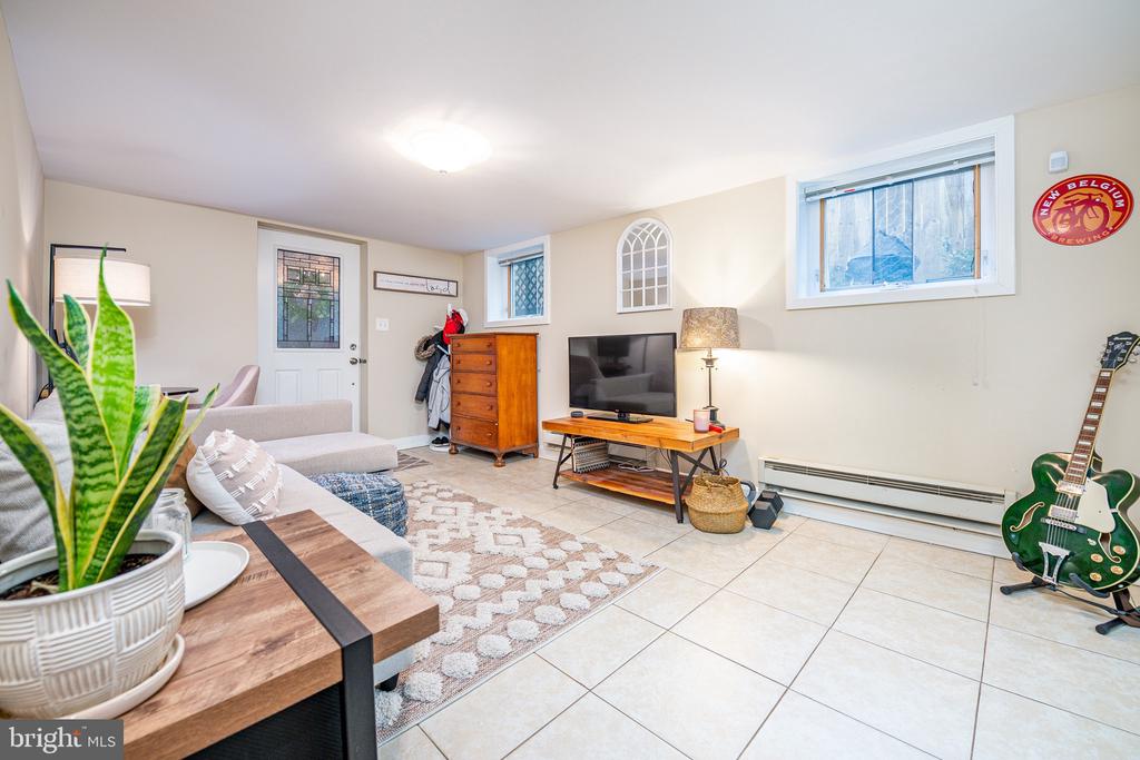 817 ELDER STREET NW Unit: B