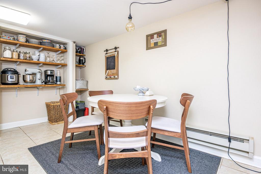 817 ELDER STREET NW Unit: B