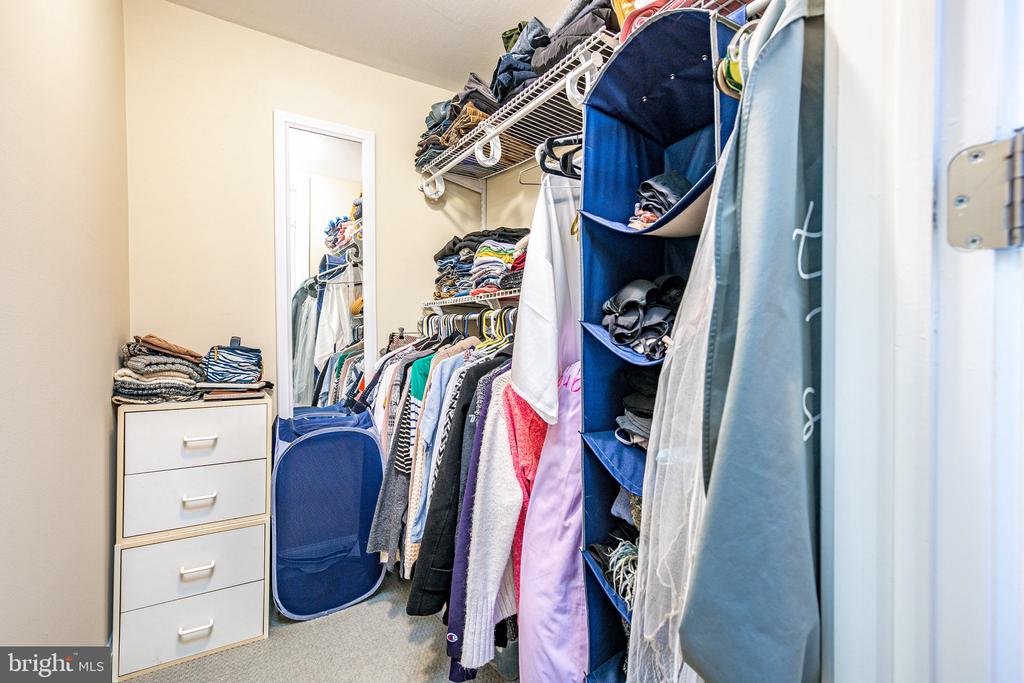 817 ELDER STREET NW Unit: B