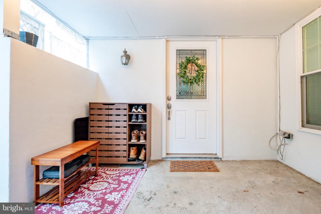 817 ELDER STREET NW Unit: B