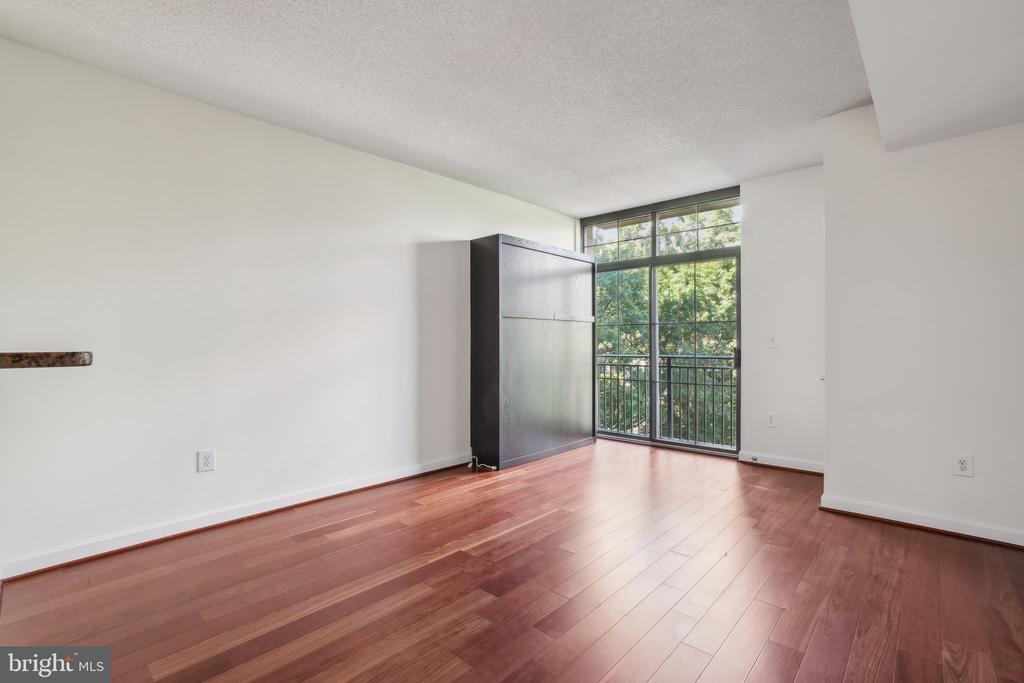 1111 25TH STREET NW Unit: 518