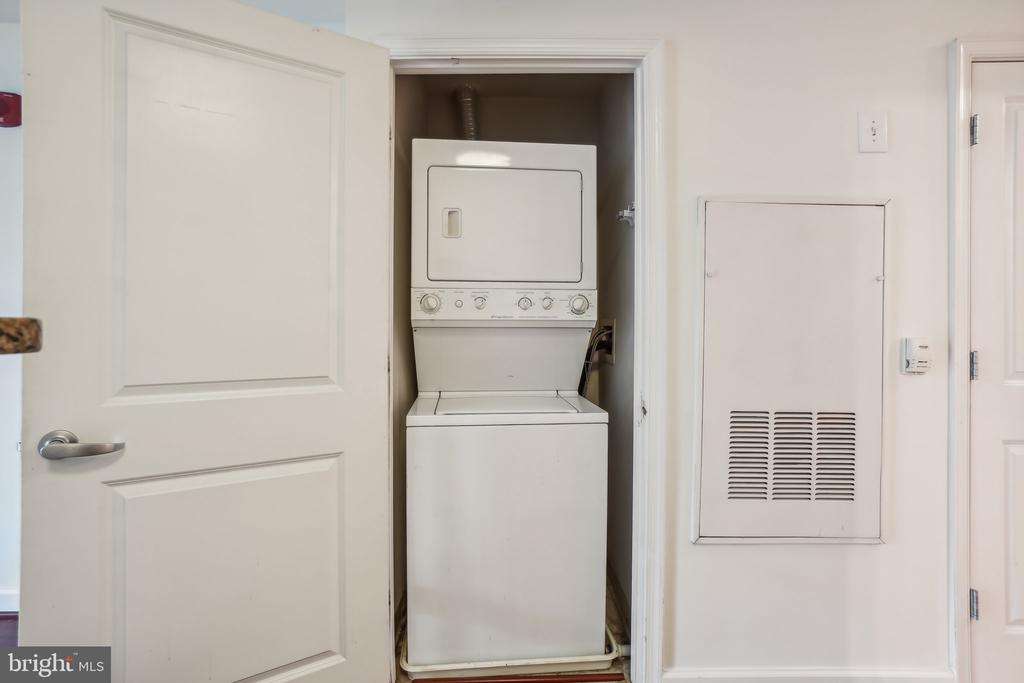 1111 25TH STREET NW Unit: 518