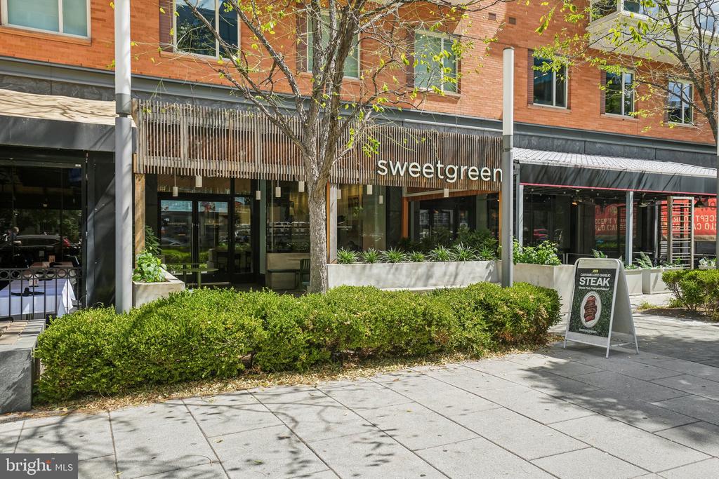 1111 25TH STREET NW Unit: 518