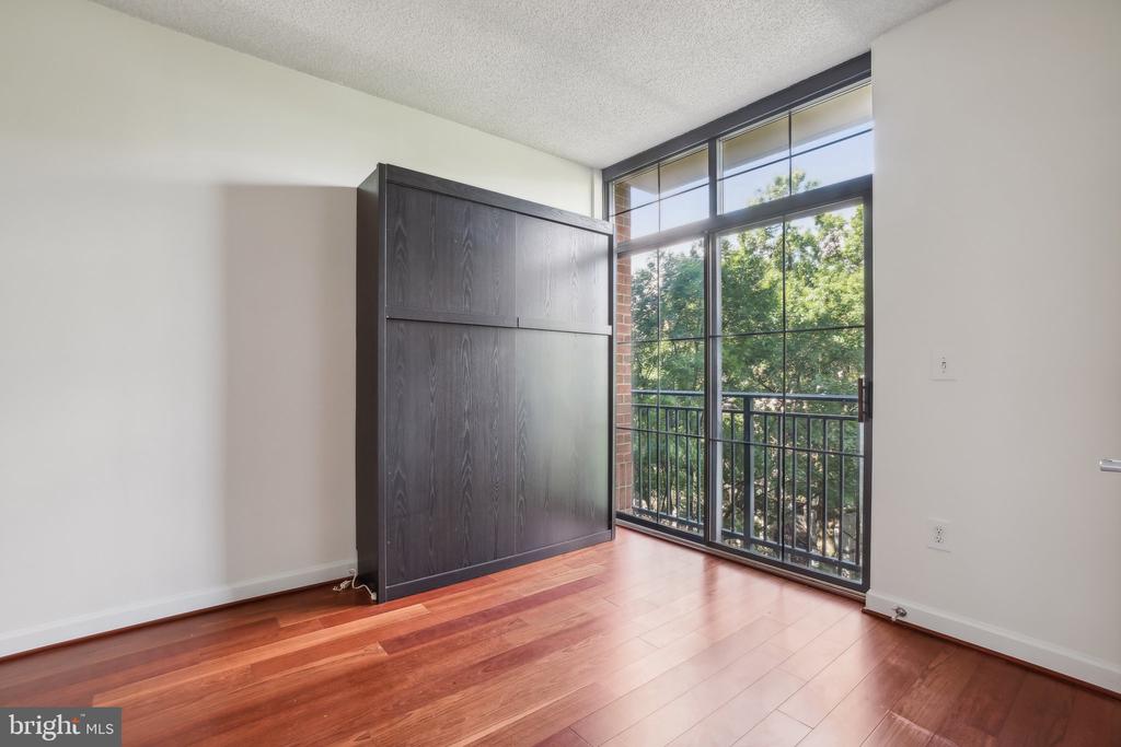 1111 25TH STREET NW Unit: 518