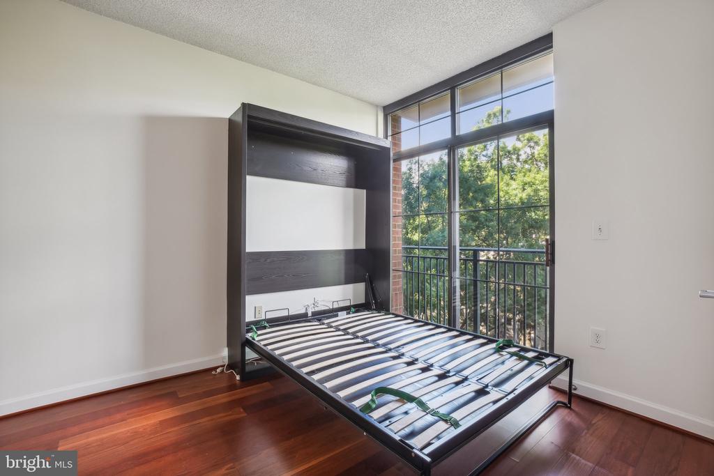 1111 25TH STREET NW Unit: 518