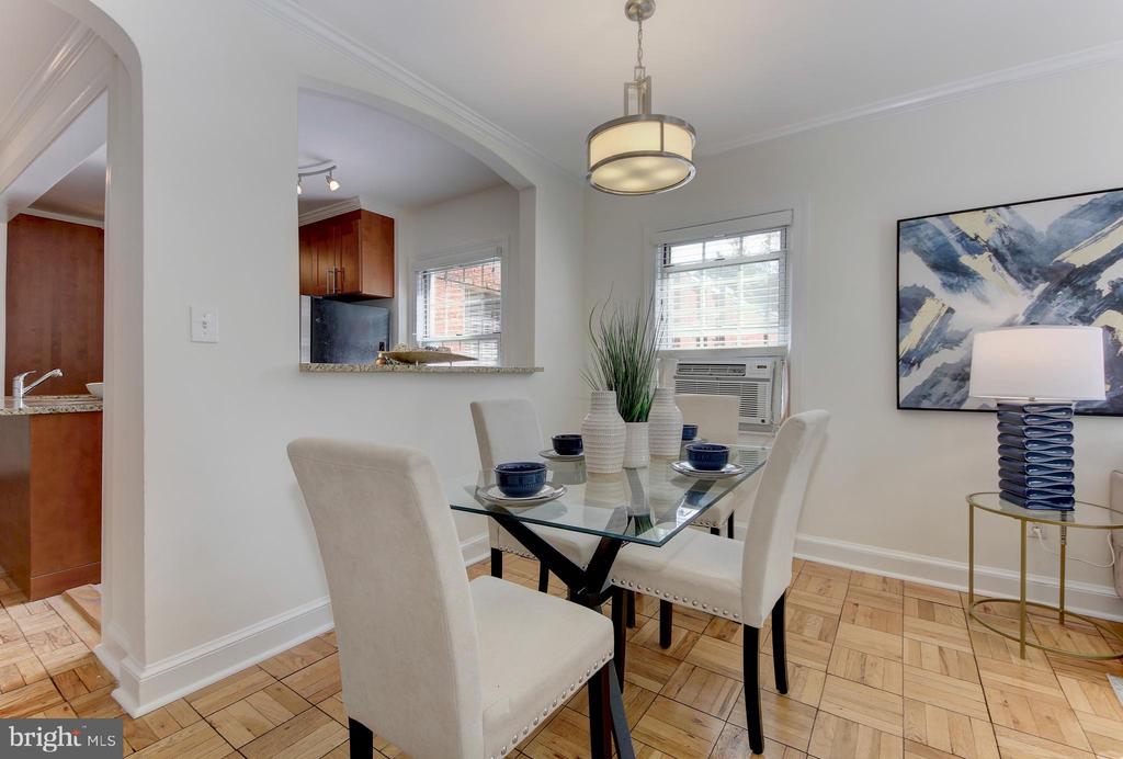 2800 DEVONSHIRE PLACE NW Unit: 301