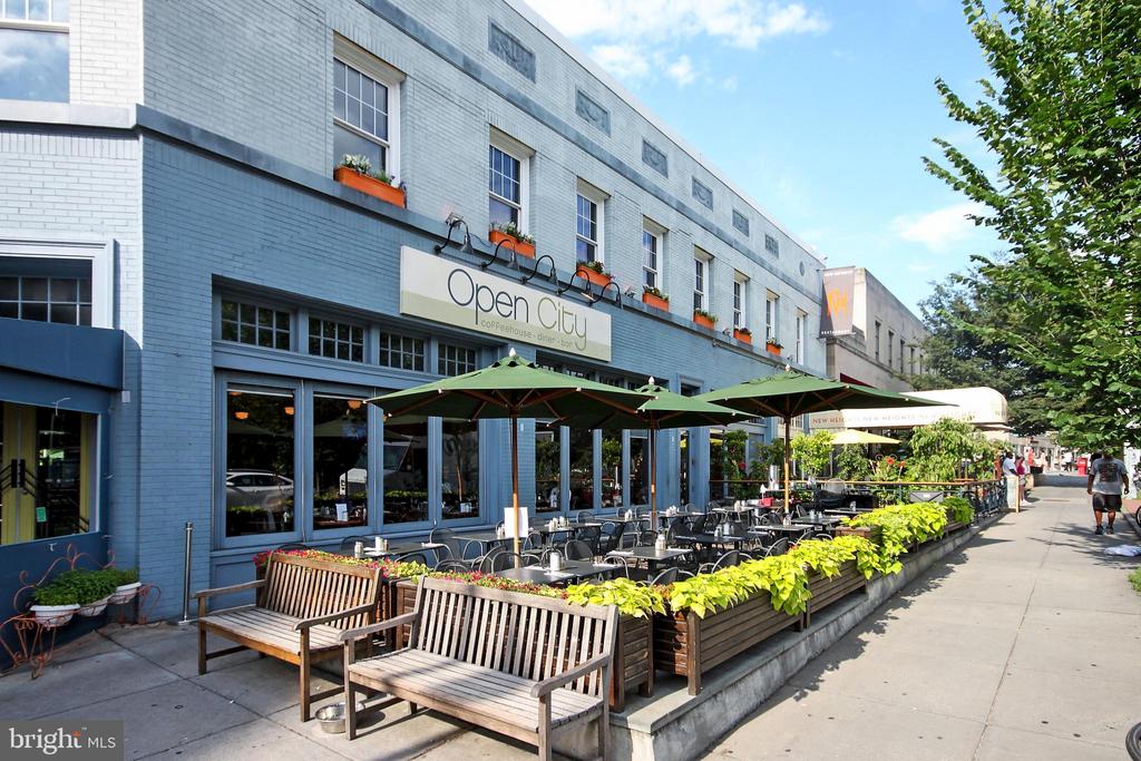 2800 DEVONSHIRE PLACE NW Unit: 301