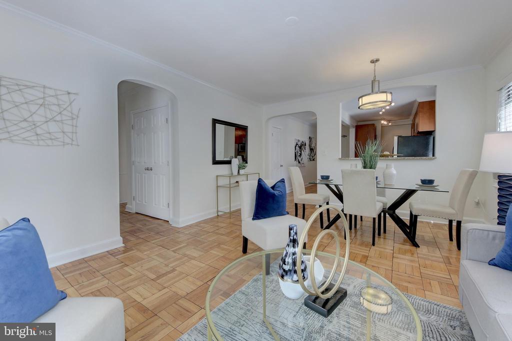 2800 DEVONSHIRE PLACE NW Unit: 301