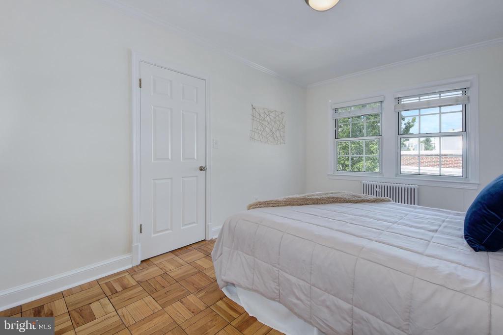2800 DEVONSHIRE PLACE NW Unit: 301