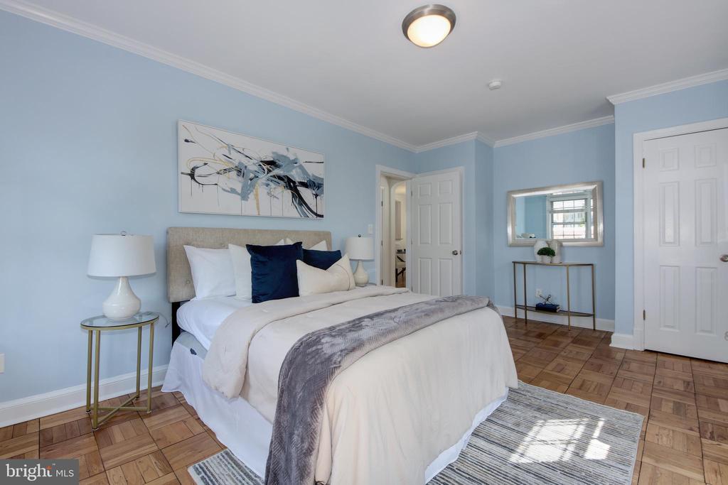 2800 DEVONSHIRE PLACE NW Unit: 301