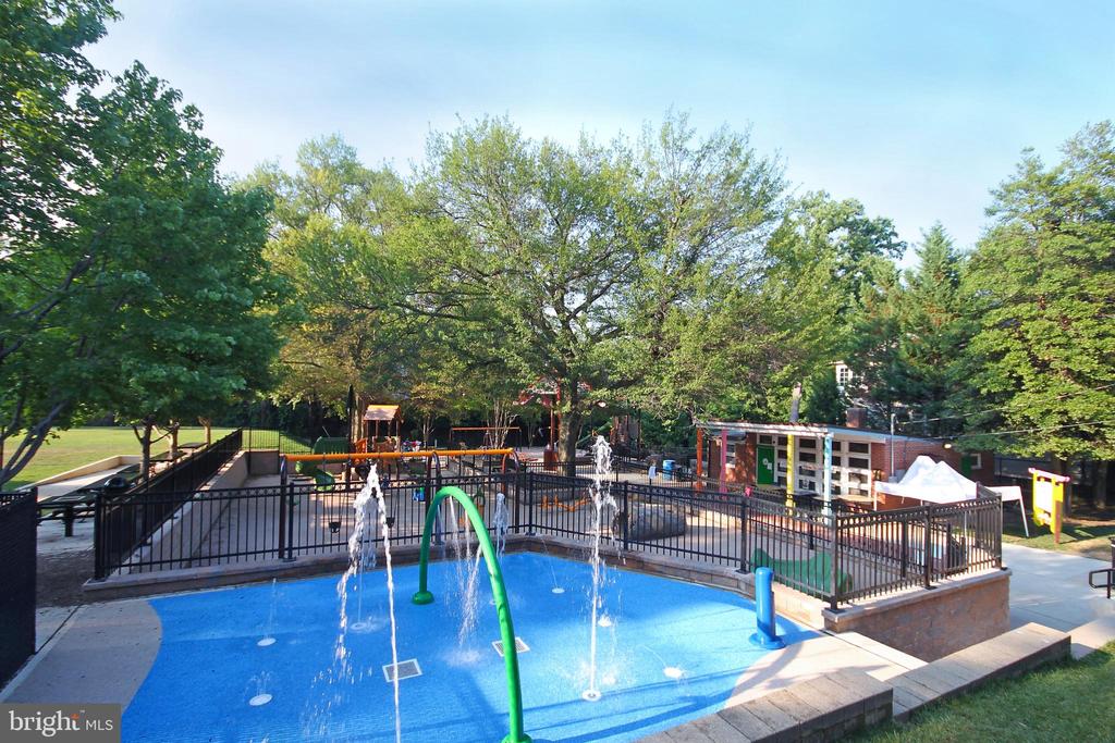 2800 DEVONSHIRE PLACE NW Unit: 301