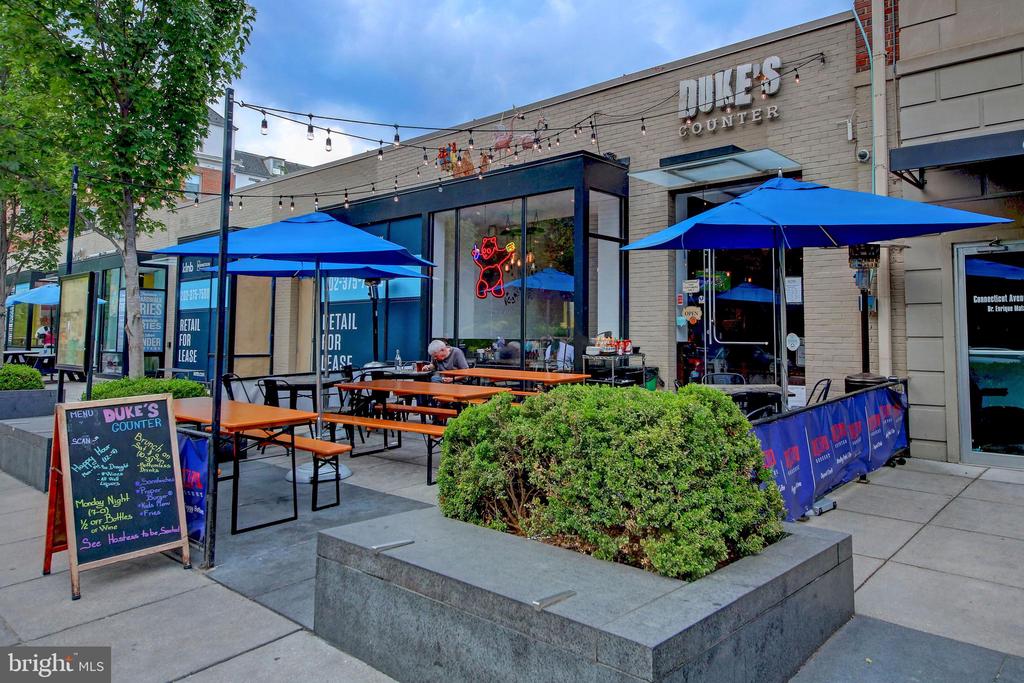 2800 DEVONSHIRE PLACE NW Unit: 301