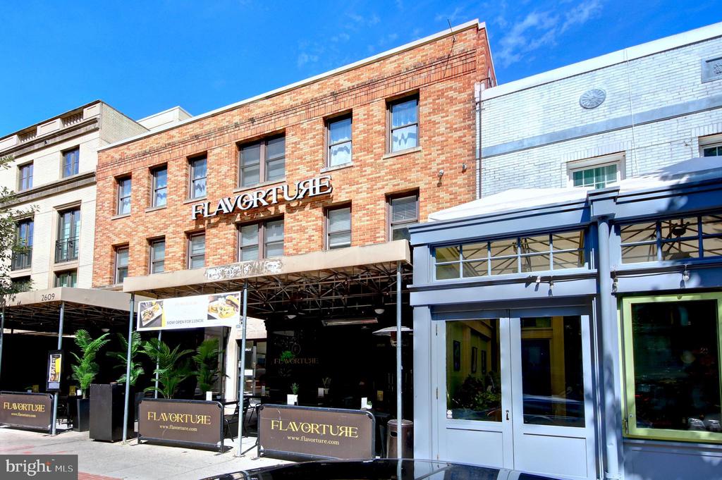 2800 DEVONSHIRE PLACE NW Unit: 301