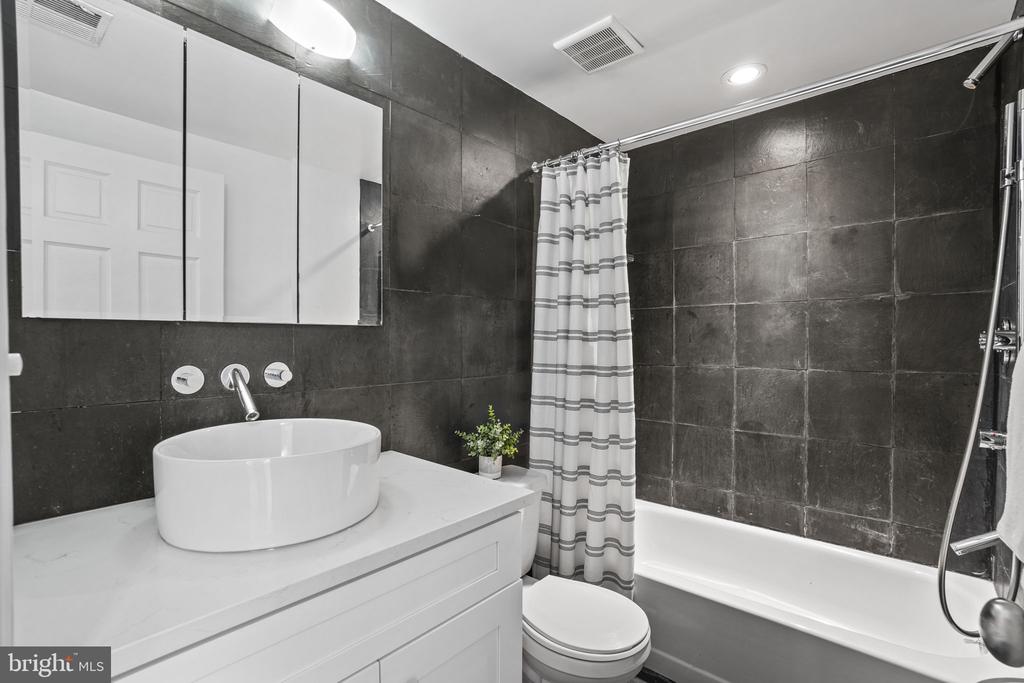 1763 COLUMBIA ROAD NW Unit: 407