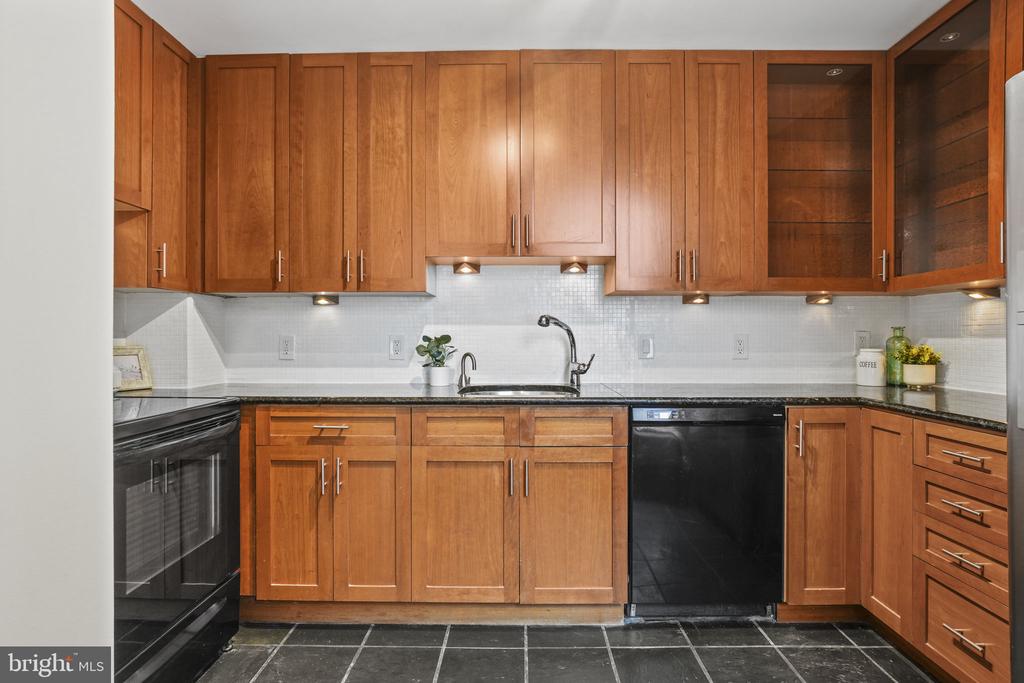 1763 COLUMBIA ROAD NW Unit: 407