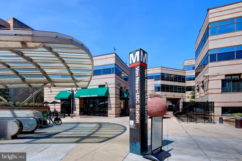 3000 TILDEN STREET NW Unit: 503-I