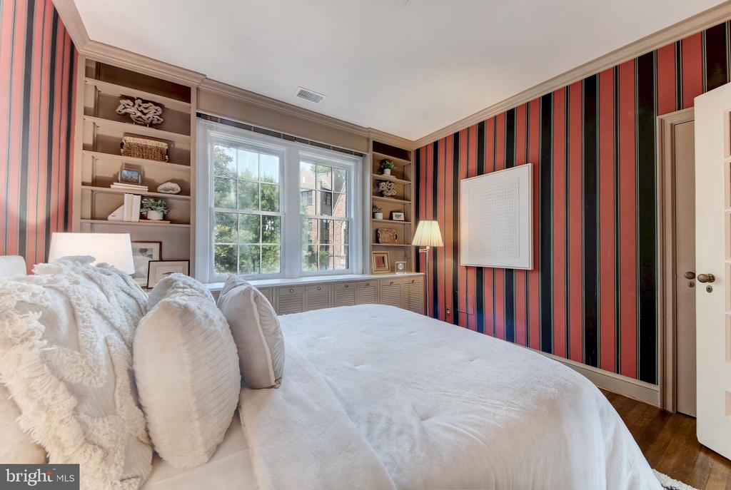 3000 TILDEN STREET NW Unit: 503-I