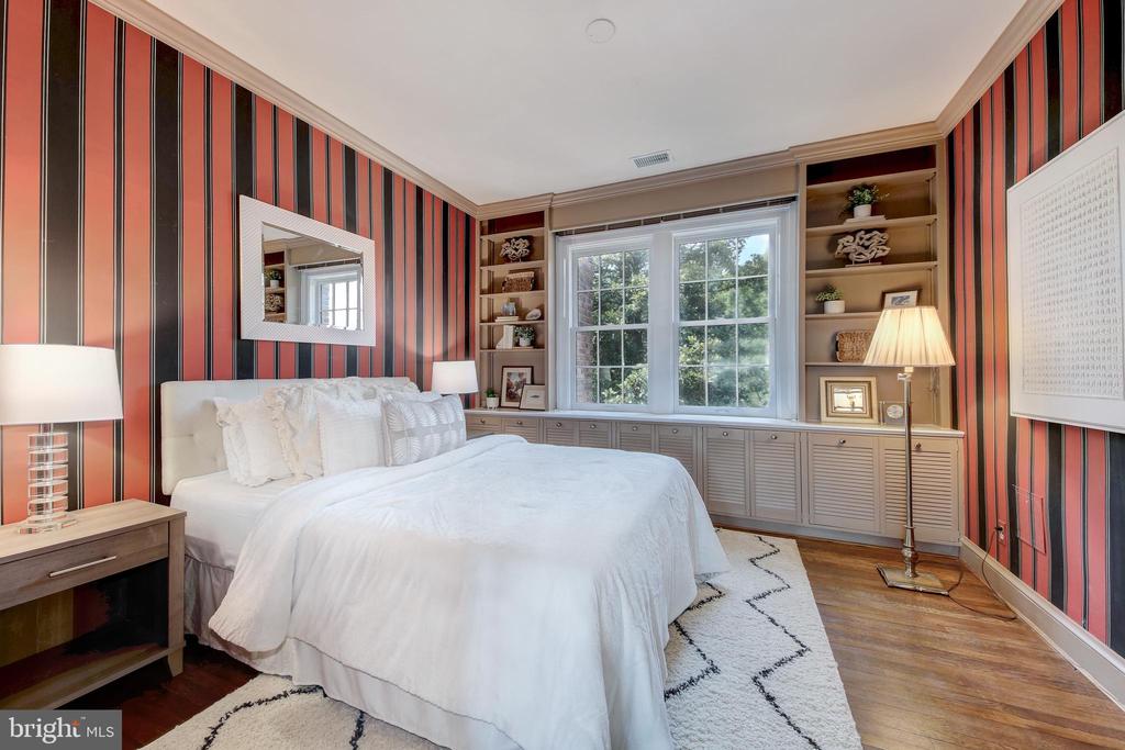 3000 TILDEN STREET NW Unit: 503-I