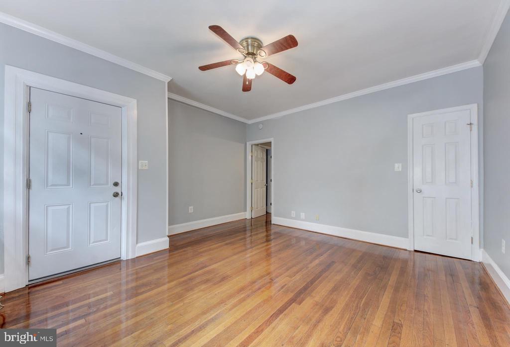 1602 ISHERWOOD STREET NE Unit: 2