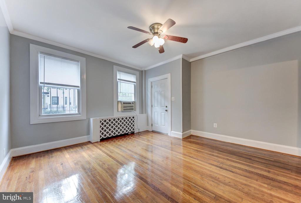 1602 ISHERWOOD STREET NE Unit: 2