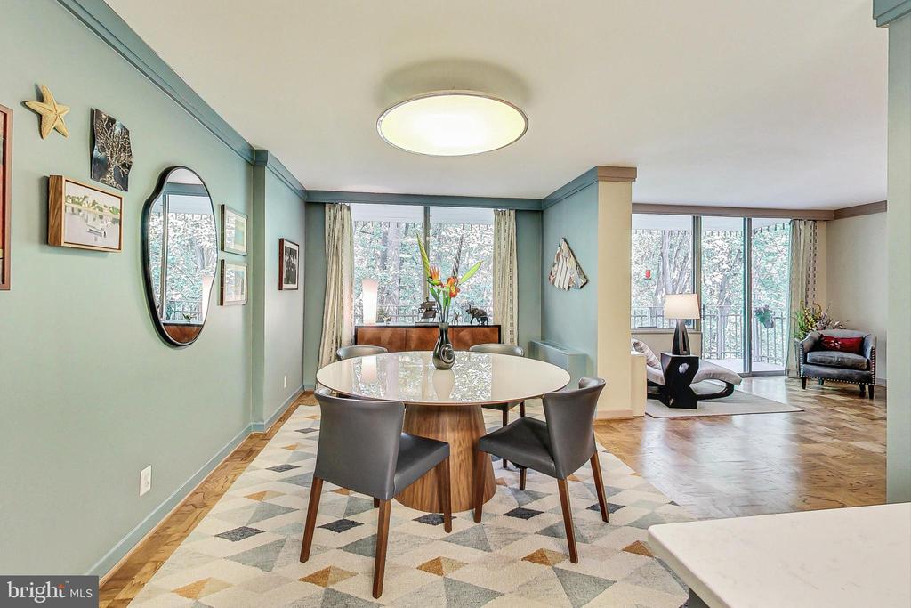 4100 CATHEDRAL AVENUE NW Unit: 604