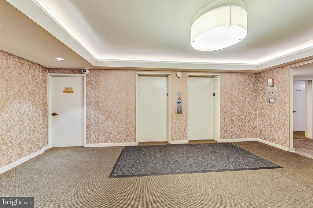 4100 CATHEDRAL AVENUE NW Unit: 604