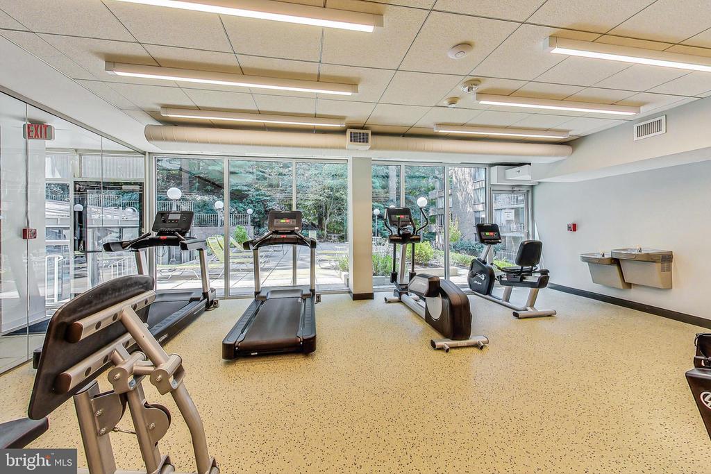 4100 CATHEDRAL AVENUE NW Unit: 604