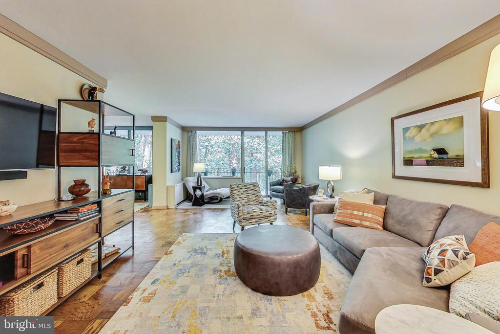 4100 CATHEDRAL AVENUE NW Unit: 604