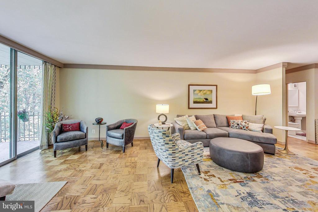 4100 CATHEDRAL AVENUE NW Unit: 604