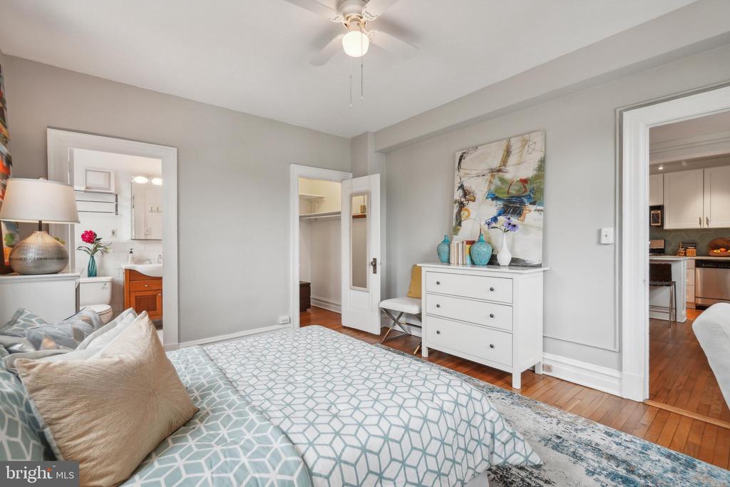 2456 20TH STREET NW Unit: 308
