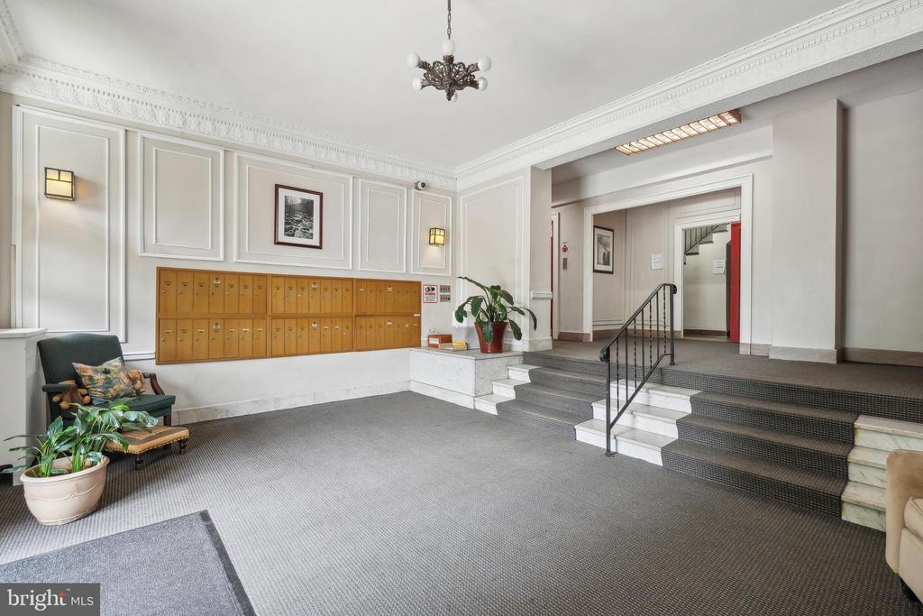 2456 20TH STREET NW Unit: 308
